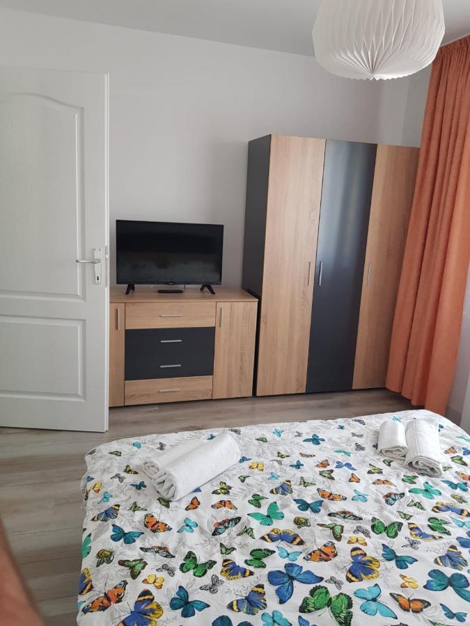 Ana Apartament Ramnicu Valcea Exterior photo