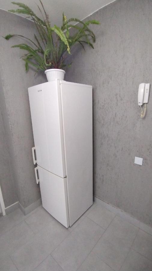 Ana Apartament Ramnicu Valcea Exterior photo